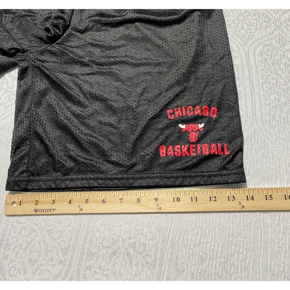 Adidas Chicago Bulls Basketball Shorts Mens Large Black Mesh NBA 9988A‎ 08